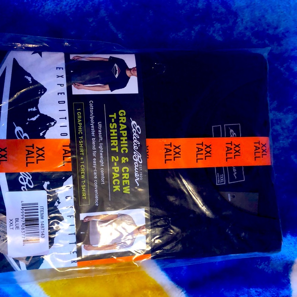 Brand new 2 pack Eddie Bauer Graphic and Crew T-Shit 2-Pack